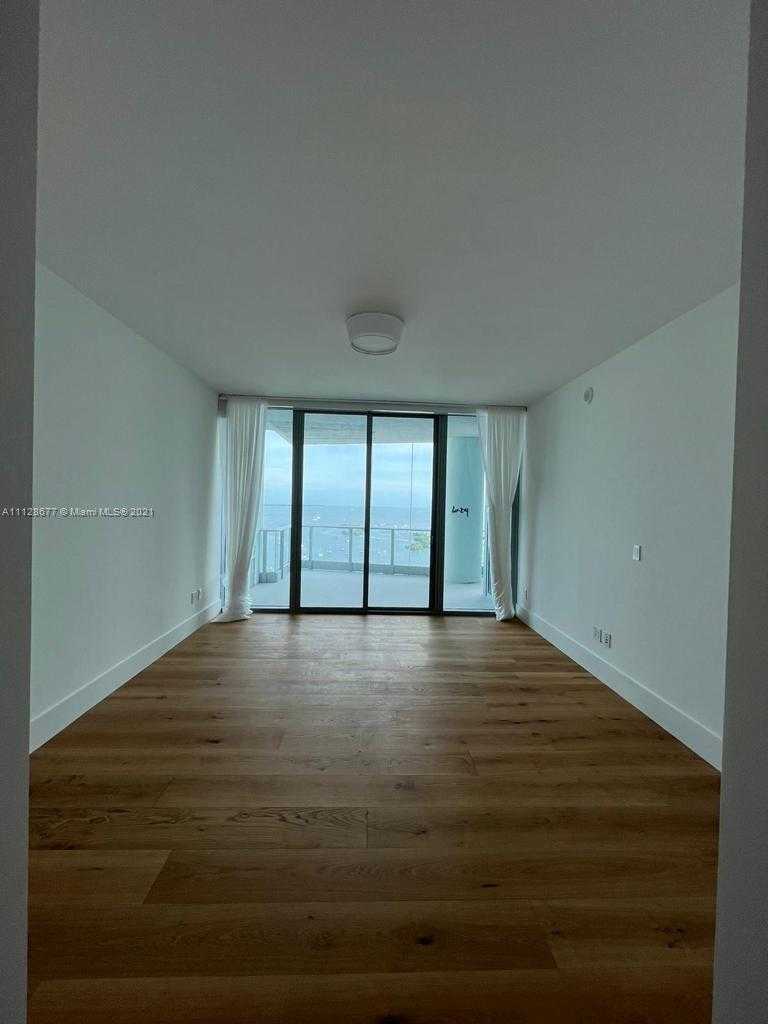 Small Image of 2627 S Bayshore Dr, Coconut Grove, FL 33133, USA Number 8