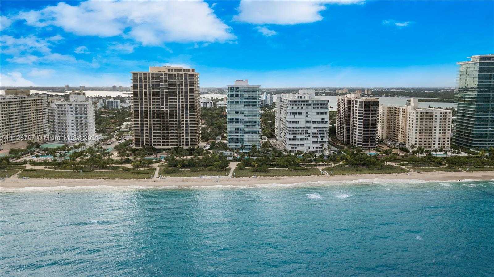 Small Image of 10101 Collins Ave, Bal Harbour, FL 33154, USA Number 2