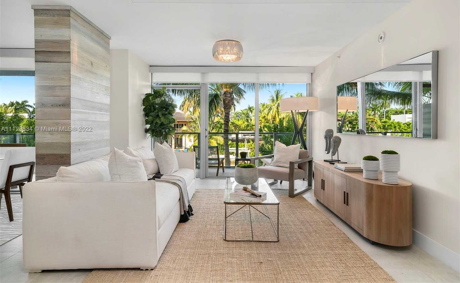 Small Image of 1201 20th St, Miami Beach, FL 33139, USA Number 2