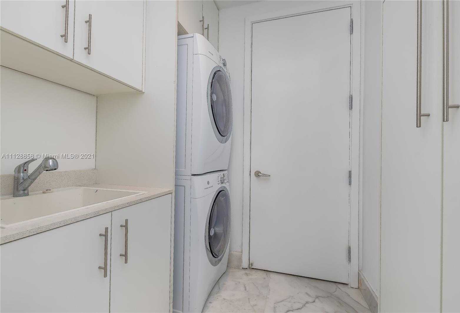 Small Image of 16901 Collins Ave, Sunny Isles Beach, FL 33160, USA Number 27