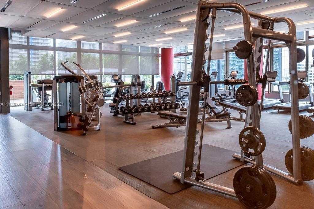Small Image of 1080 Brickell Ave, Miami, FL 33131, USA Number 19