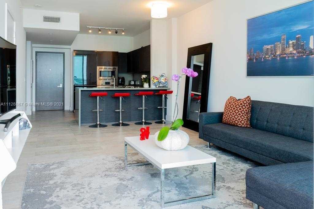 Small Image of 1080 Brickell Ave, Miami, FL 33131, USA Number 2