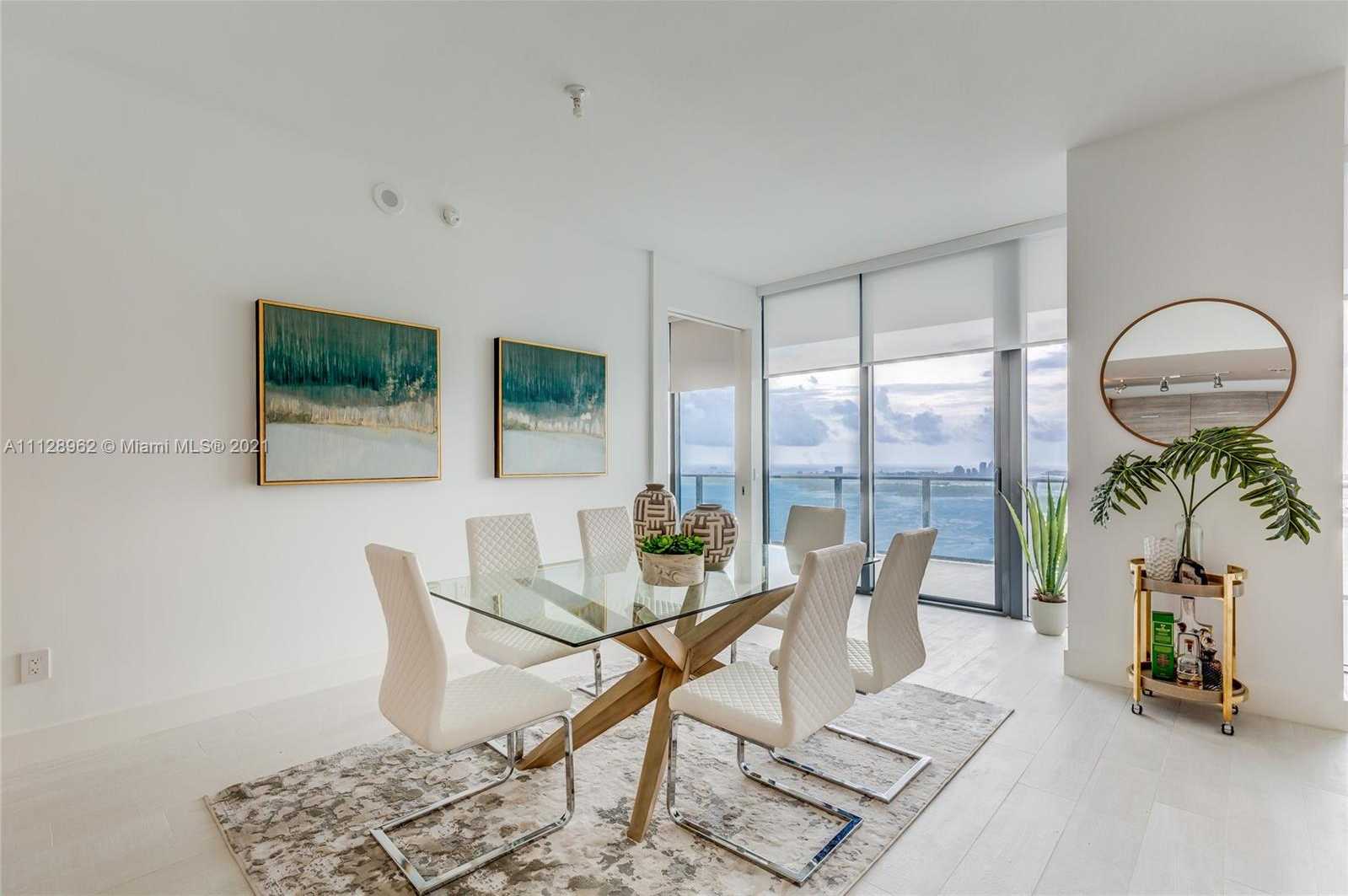 Small Image of 650 NE 32nd St, Miami, FL 33137, USA Number 13