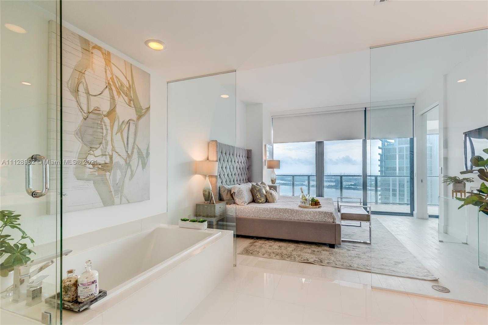 Small Image of 650 NE 32nd St, Miami, FL 33137, USA Number 23