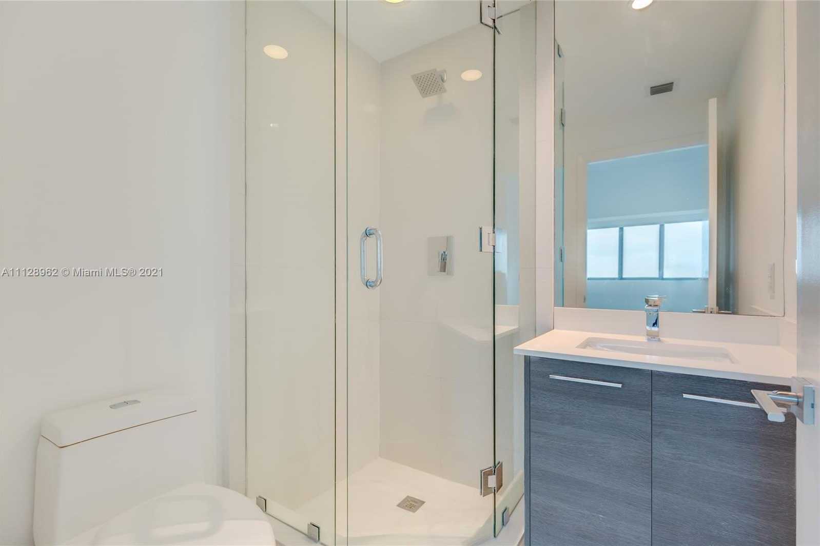 Small Image of 650 NE 32nd St, Miami, FL 33137, USA Number 27