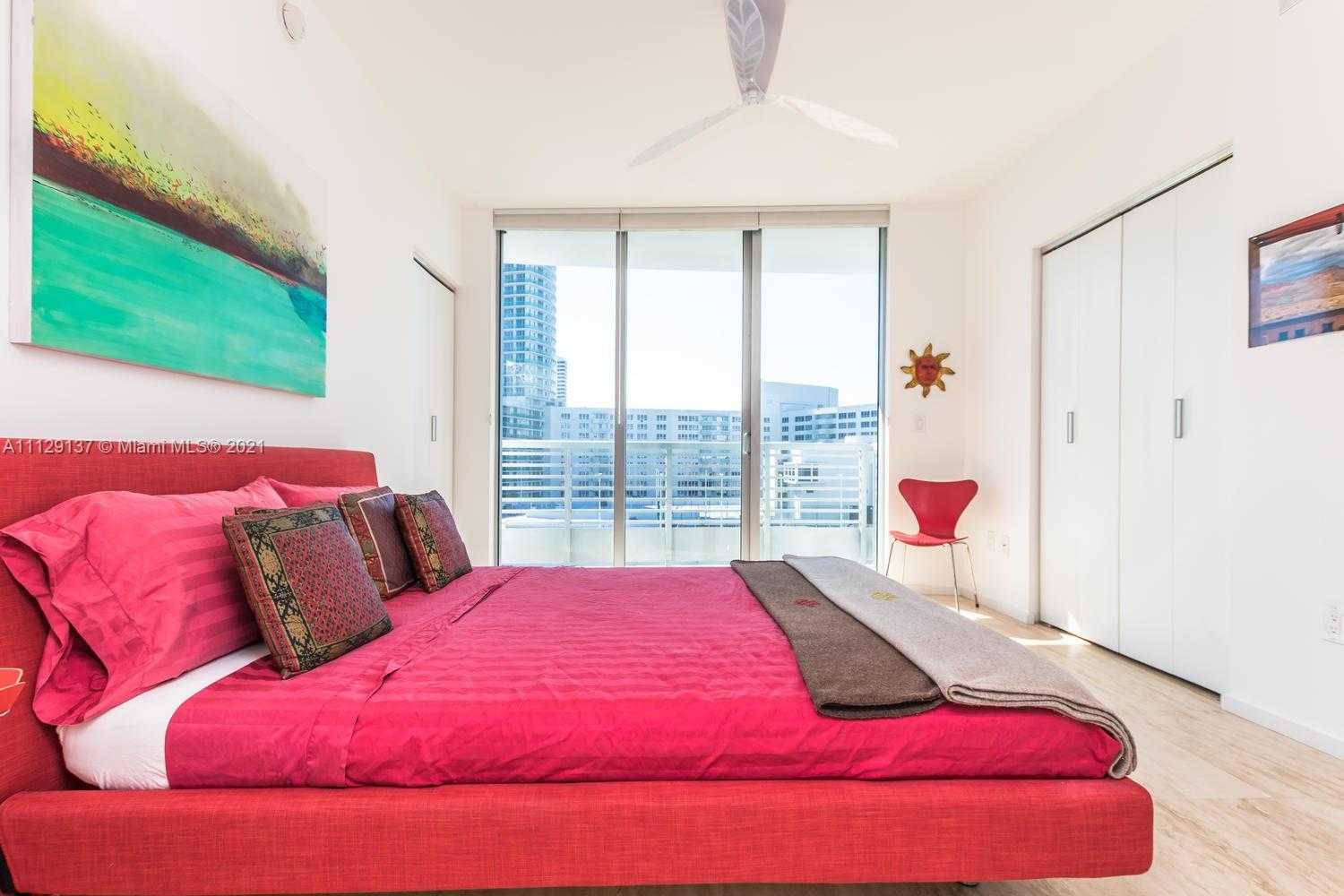 Small Image of 1445 16th St, Miami Beach, FL 33139, USA Number 22