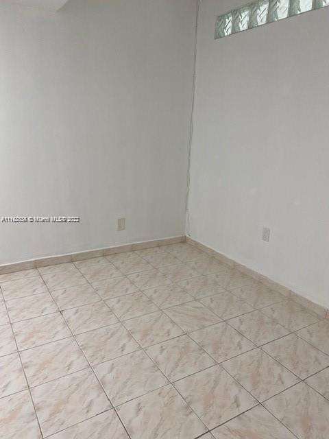 Small Image of 5401 COLLINS AVE #833, Miami Beach Number 16