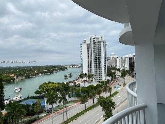 Small Image of 5401 COLLINS AVE #833, Miami Beach Number 2