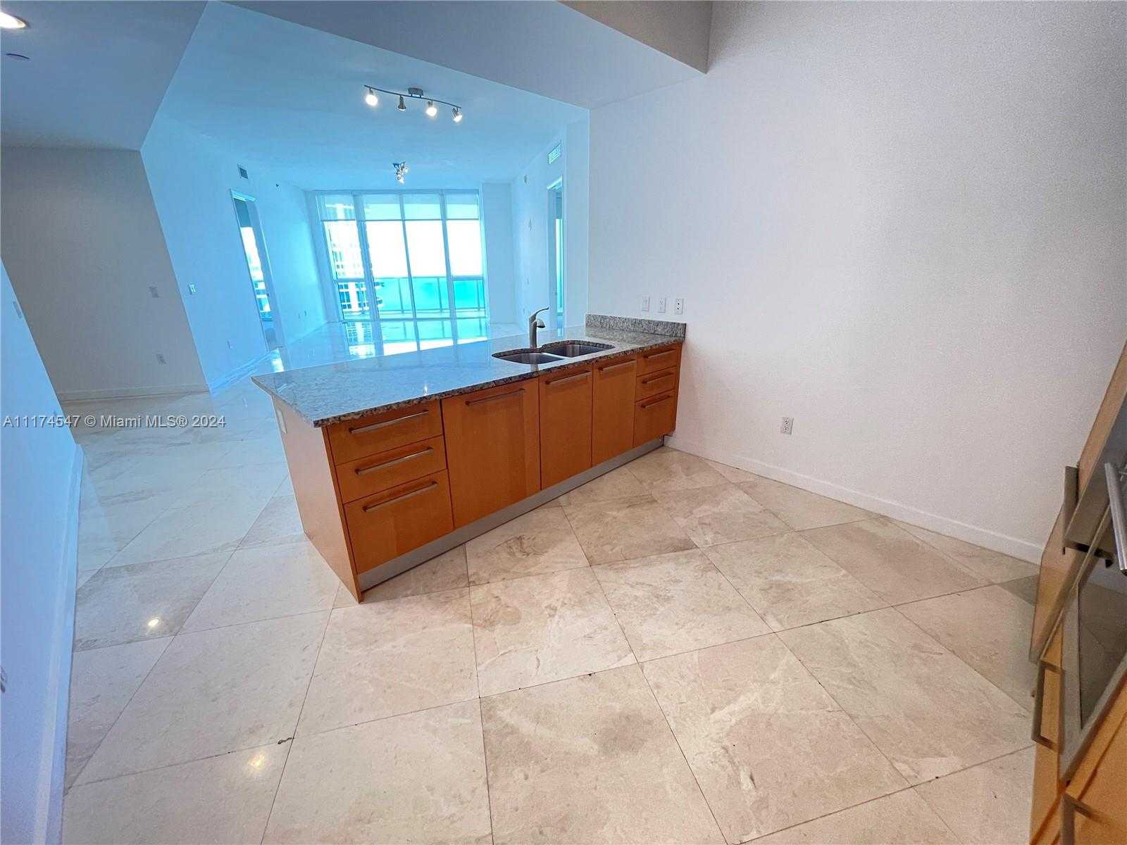 Small Image of 15901 COLLINS AVE #1003, Sunny Isles Beach Number 11