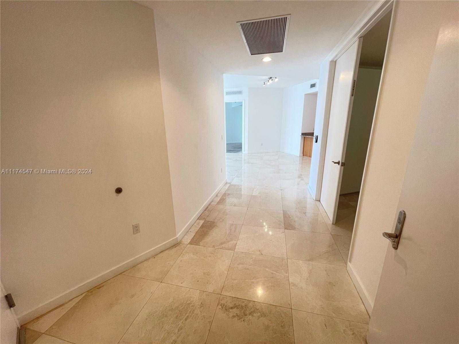 Small Image of 15901 COLLINS AVE #1003, Sunny Isles Beach Number 2