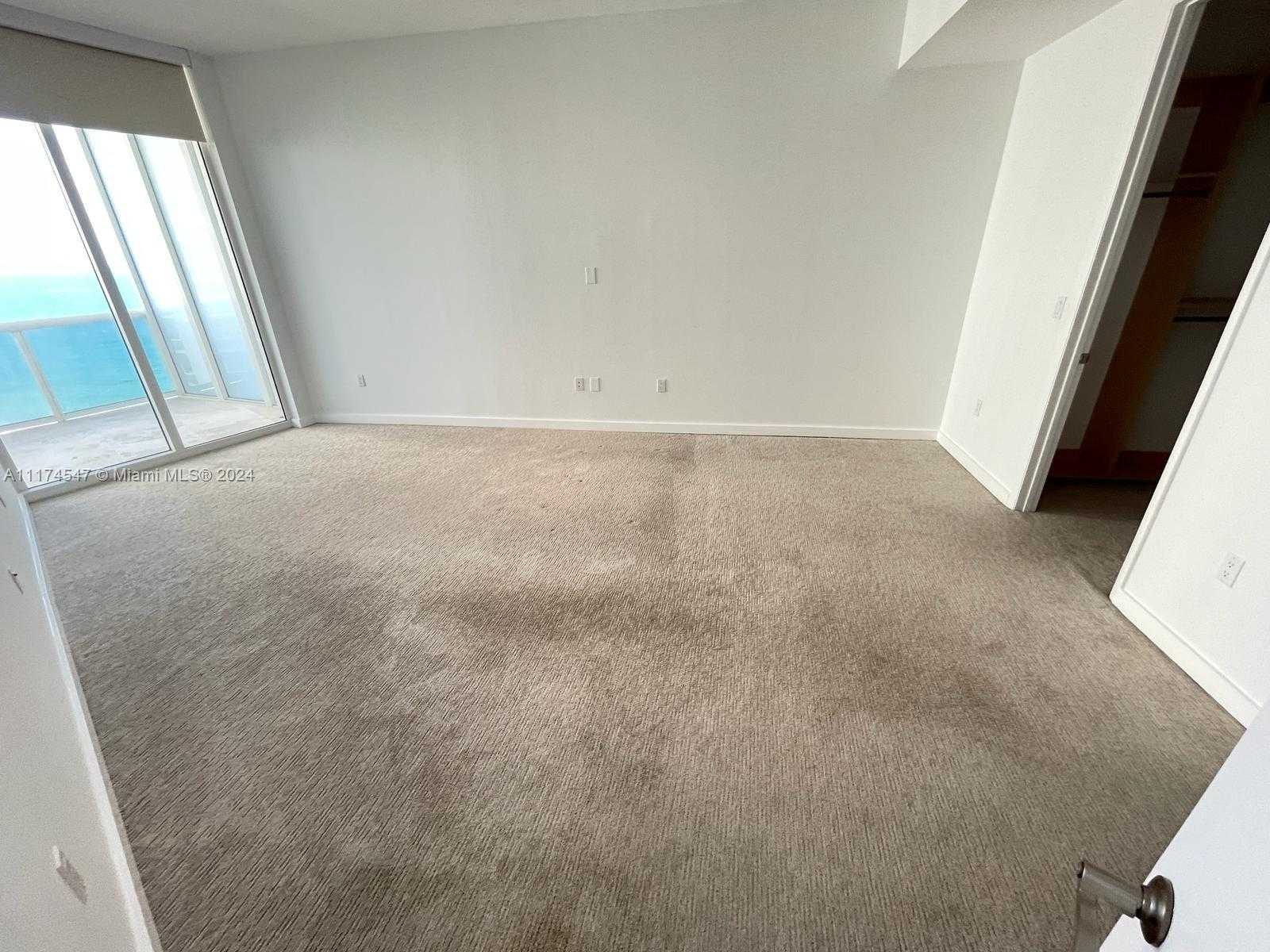 Small Image of 15901 COLLINS AVE #1003, Sunny Isles Beach Number 20