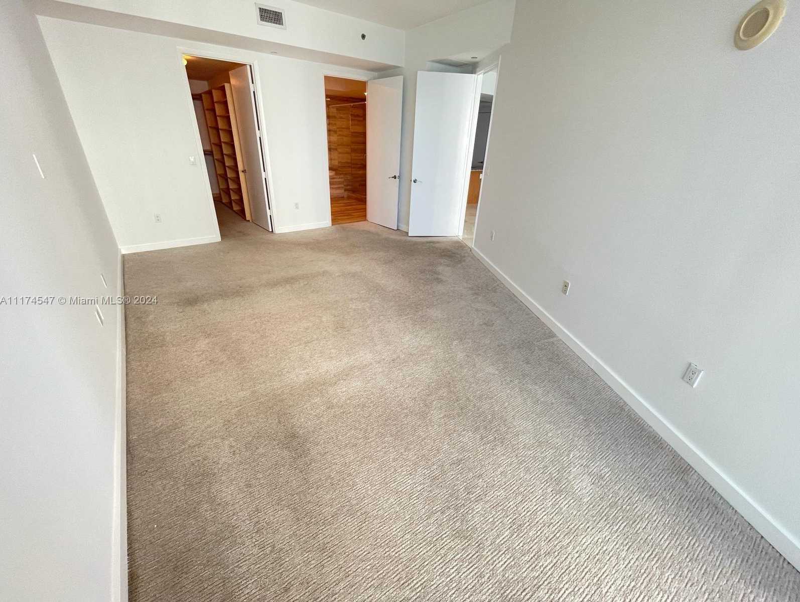 Small Image of 15901 COLLINS AVE #1003, Sunny Isles Beach Number 22