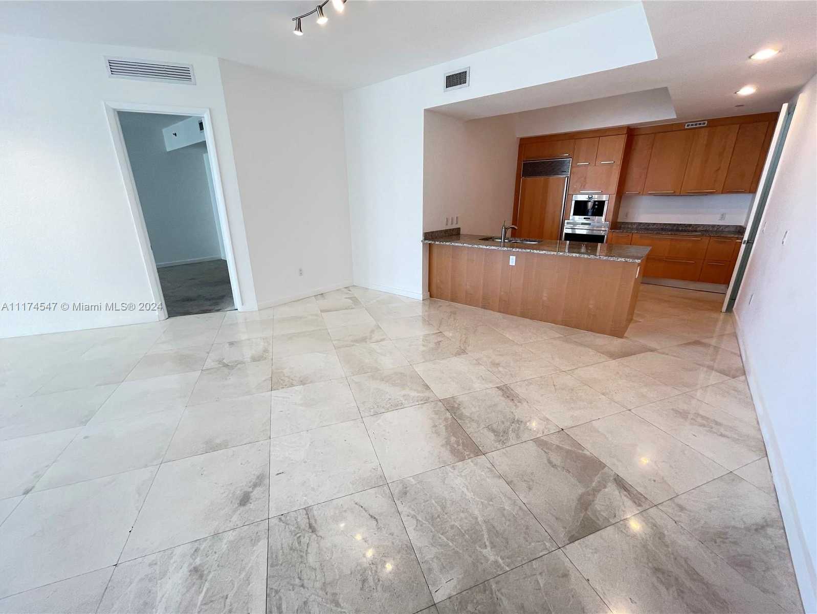 Small Image of 15901 COLLINS AVE #1003, Sunny Isles Beach Number 7