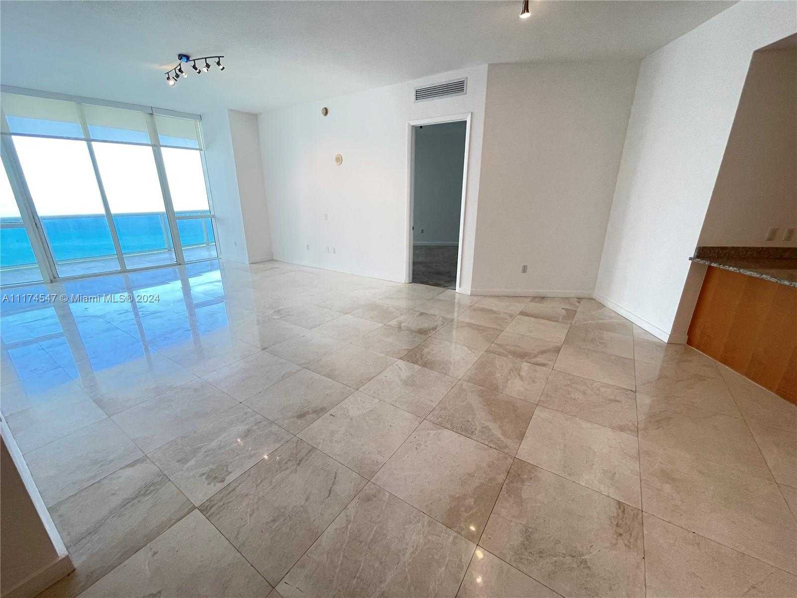 Small Image of 15901 COLLINS AVE #1003, Sunny Isles Beach Number 8