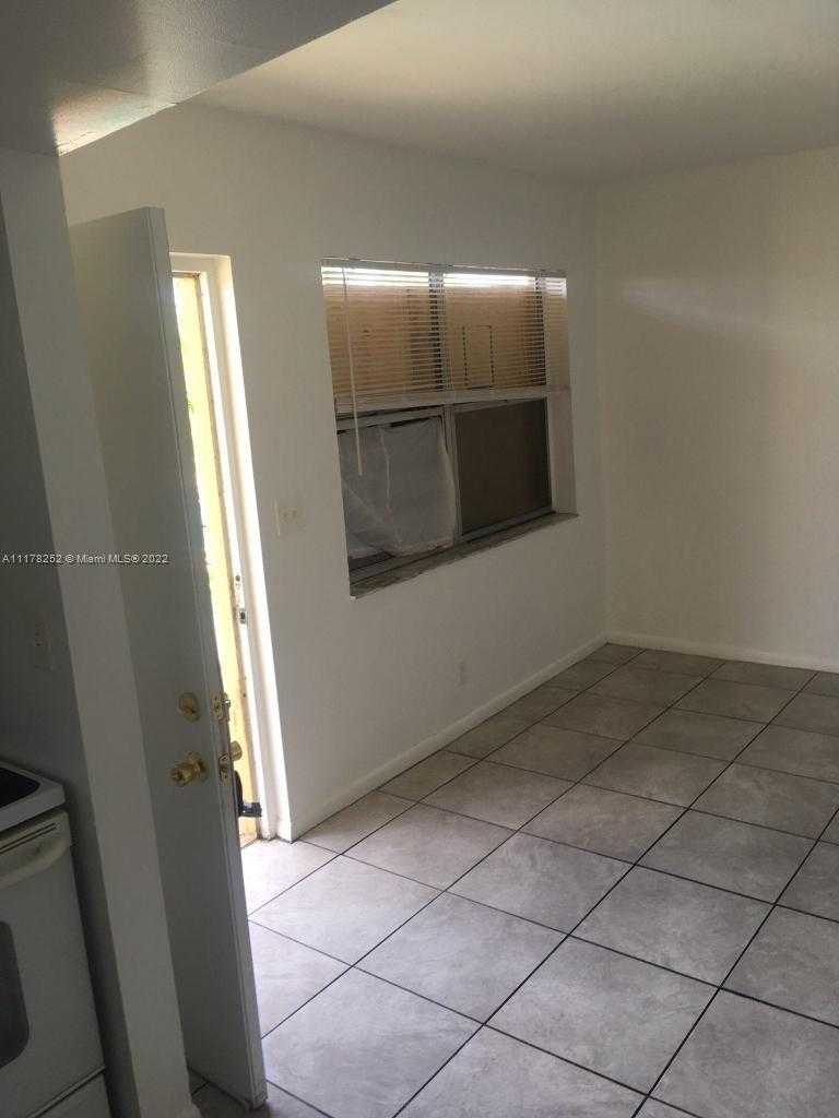 Small Image of 101 NORTH EAST 41ST ST #E83, Oakland Park Number 3