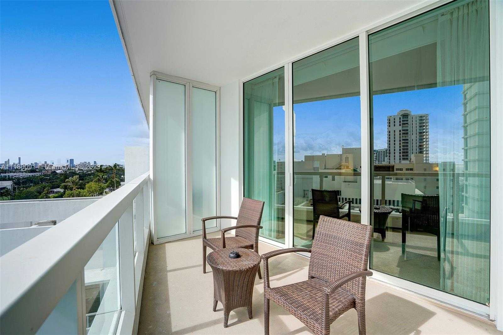 Small Image of 4391 COLLINS AVE #1016, Miami Beach Number 15