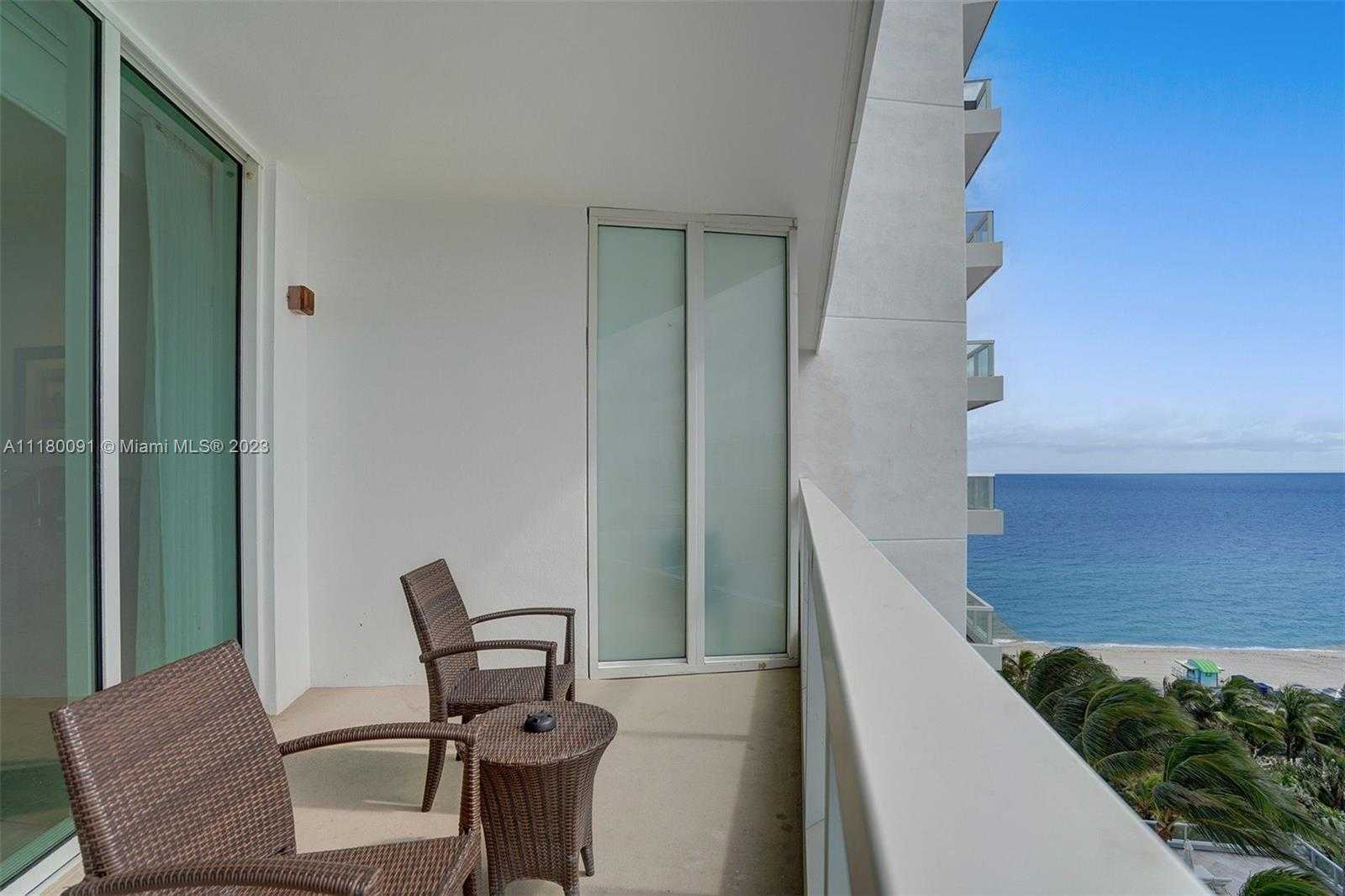 Small Image of 4391 COLLINS AVE #1016, Miami Beach Number 2