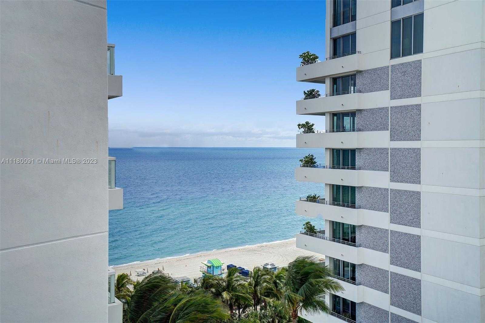 Small Image of 4391 COLLINS AVE #1016, Miami Beach Number 3