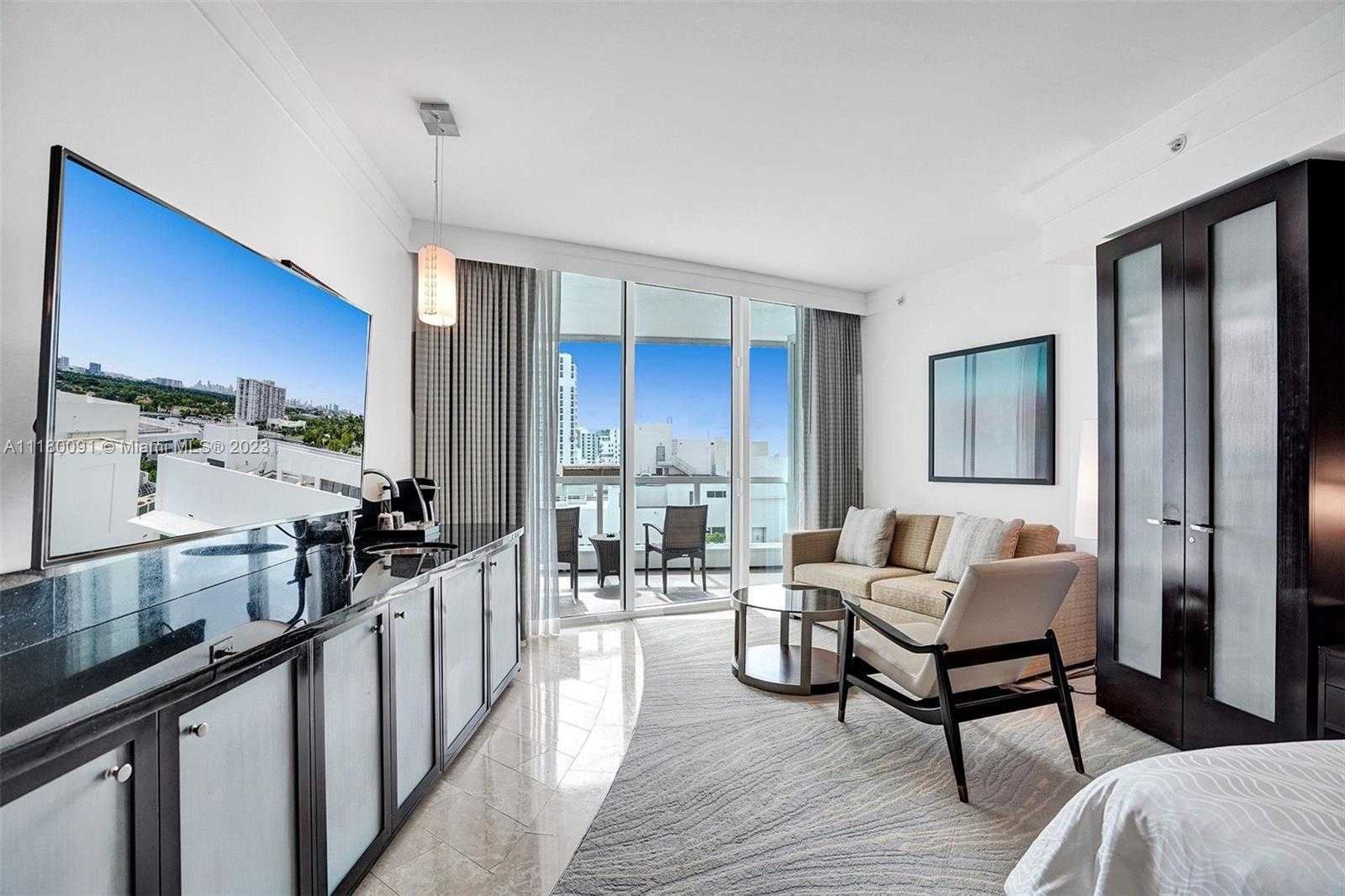 Small Image of 4391 COLLINS AVE #1016, Miami Beach Number 5