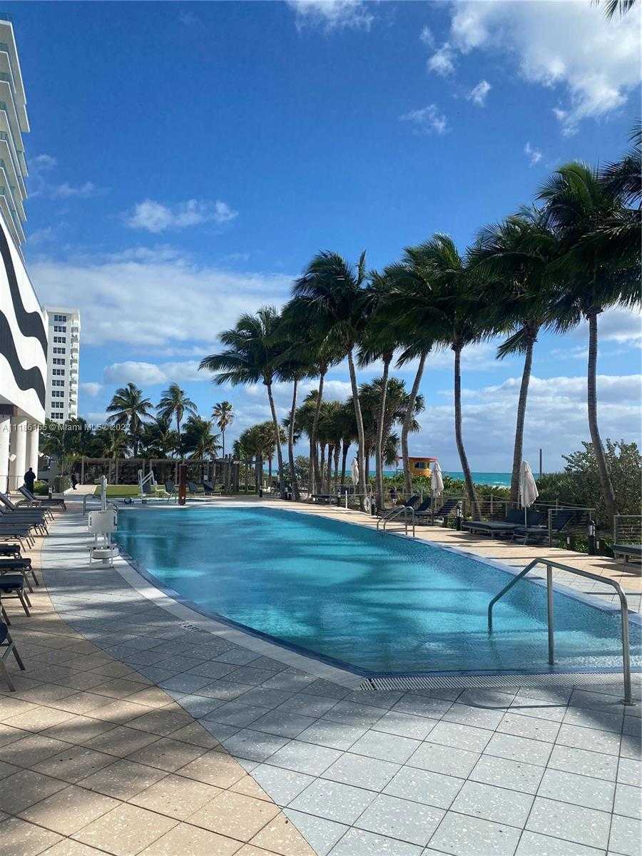 Small Image of 6801 COLLINS AVE #1102 (door 1111), Miami Beach Number 23