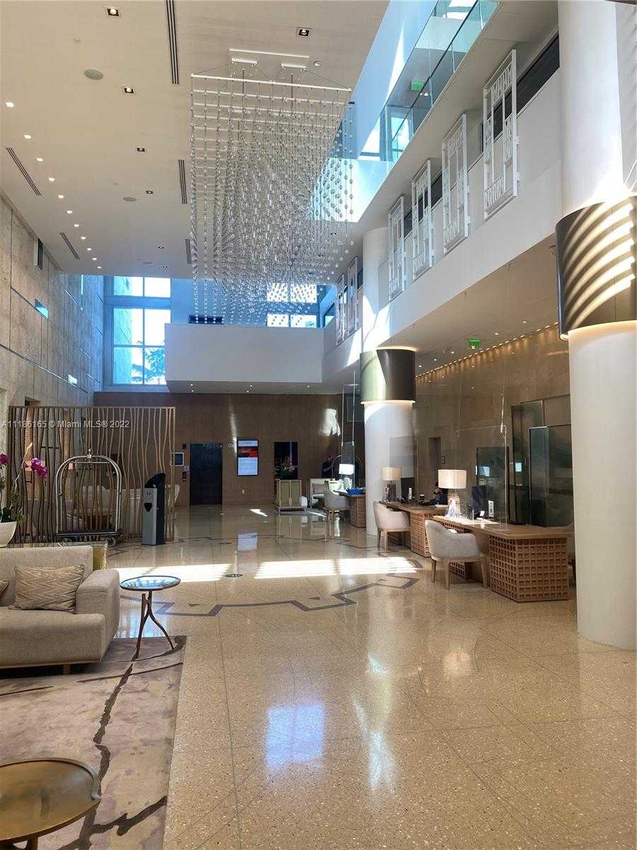 Small Image of 6801 COLLINS AVE #1102 (door 1111), Miami Beach Number 25