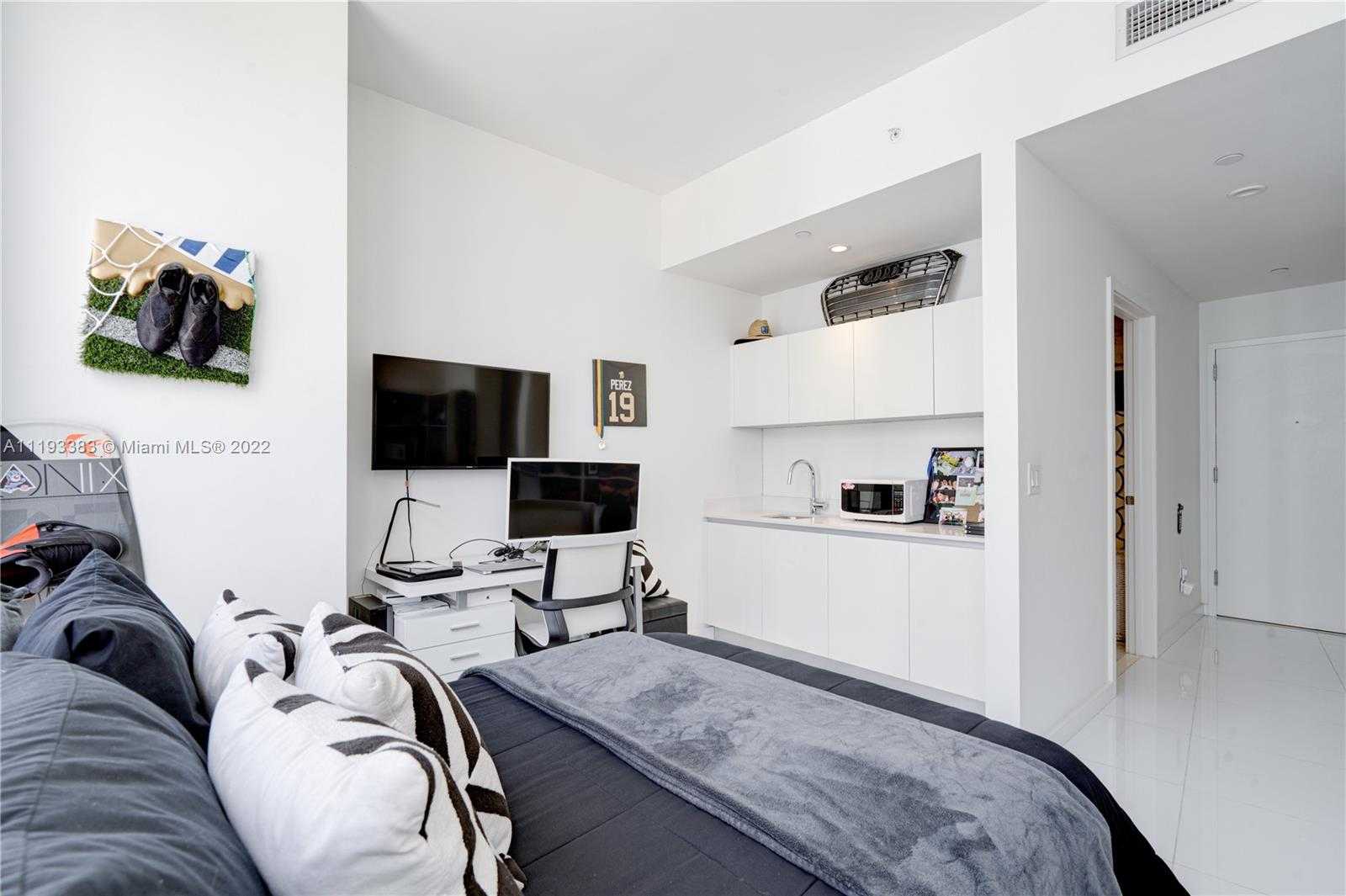 Small Image of 851 NORTH EAST 1ST AVE #2901, Miami Number 3
