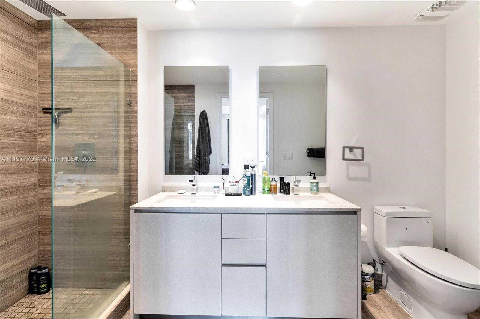 Small Image of 1010 BRICKELL AVE #1404, Miami Number 12