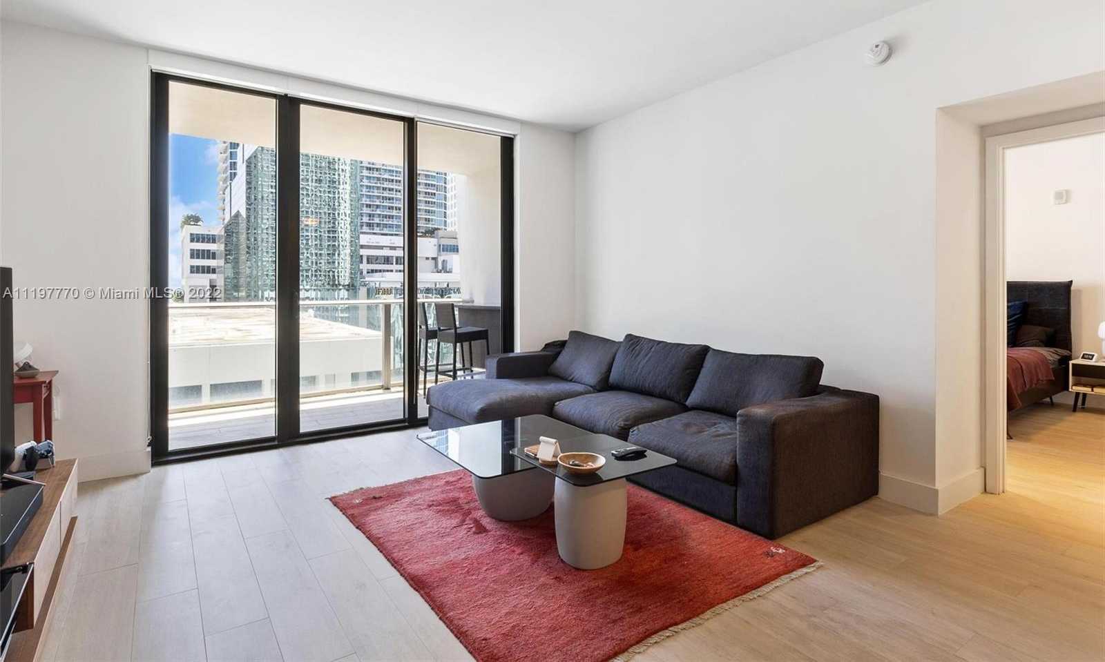 Small Image of 1010 BRICKELL AVE #1404, Miami Number 2