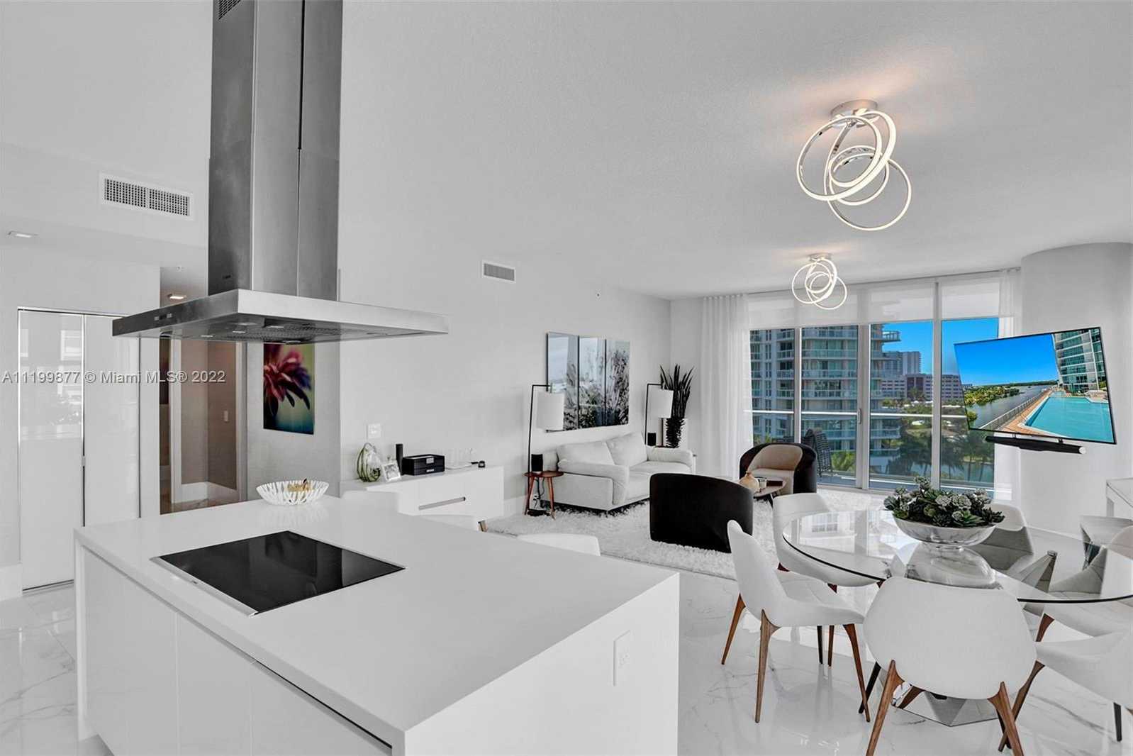Small Image of Sunny Isles Beach Number 11