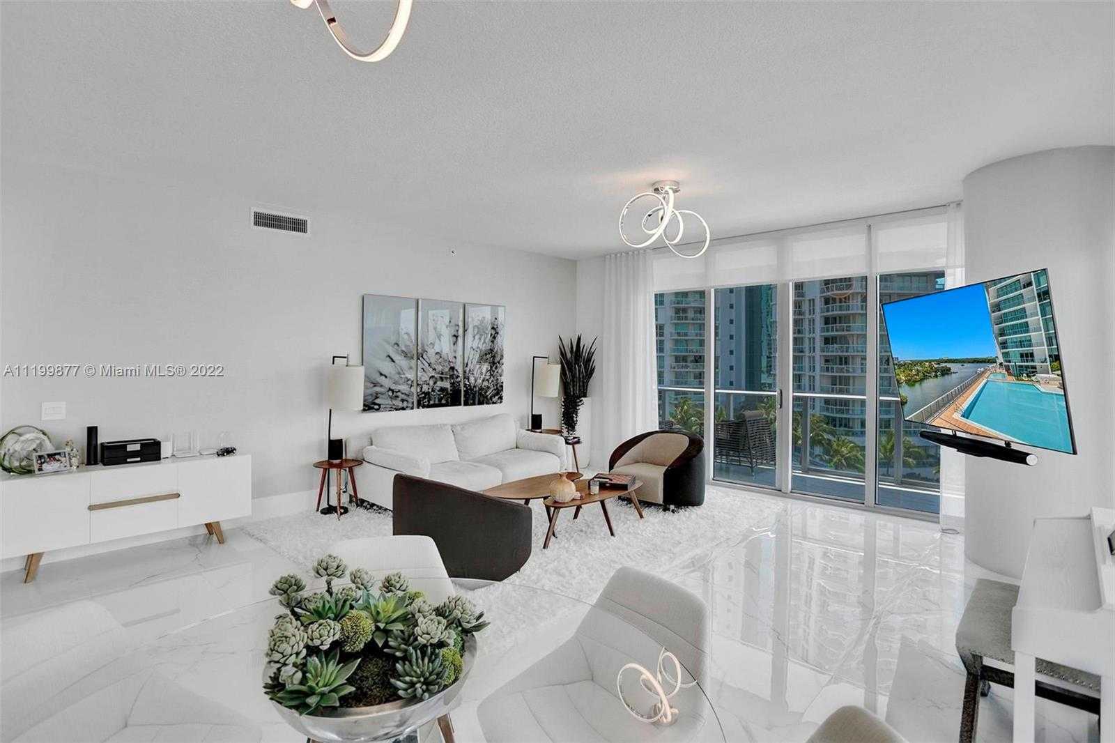 Small Image of Sunny Isles Beach Number 12