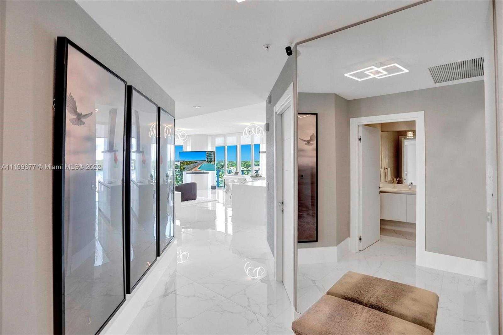 Small Image of Sunny Isles Beach Number 17