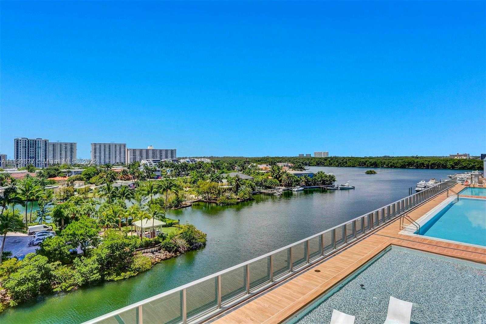 Small Image of Sunny Isles Beach Number 3