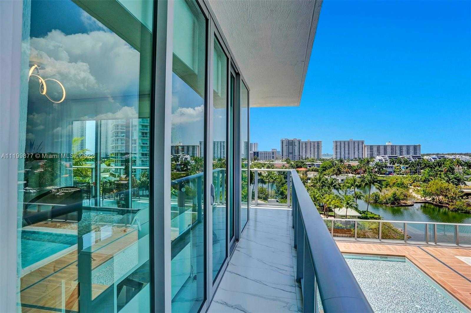 Small Image of Sunny Isles Beach Number 38