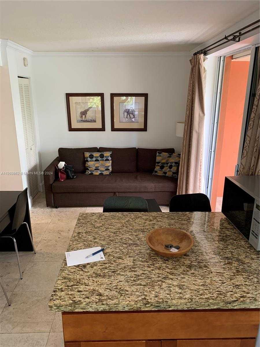 Small Image of 2951 SOUTH BAYSHORE DR #417, Miami Number 5