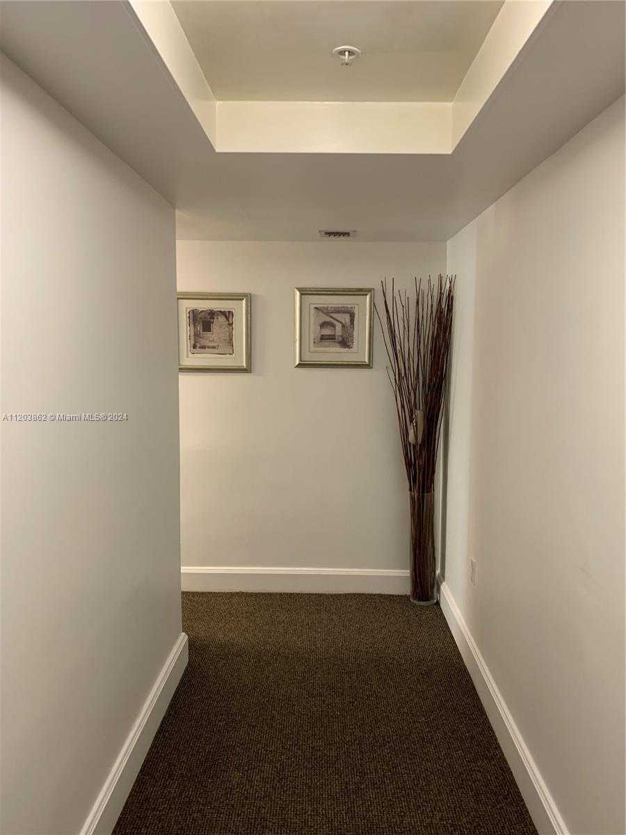 Small Image of 2951 SOUTH BAYSHORE DR #417, Miami Number 6
