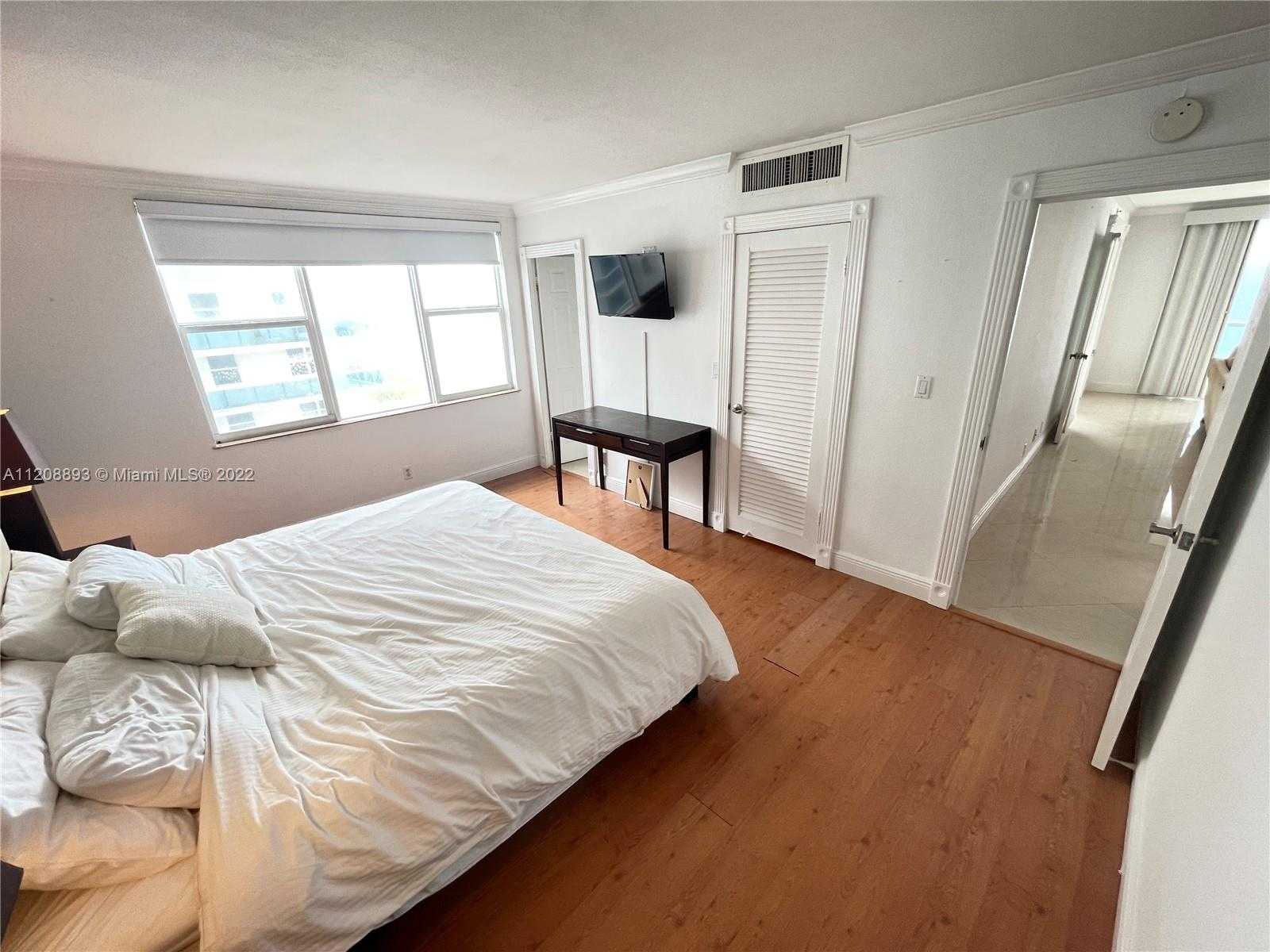 Small Image of 9195 COLLINS AVE #1001, Surfside Number 19