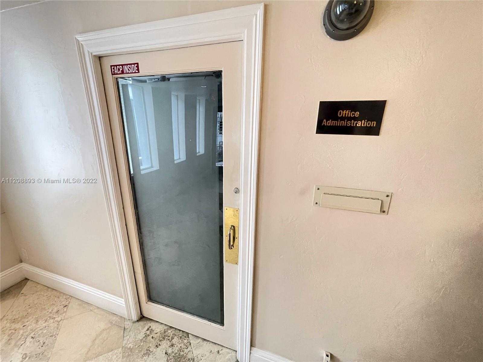 Small Image of 9195 COLLINS AVE #1001, Surfside Number 25