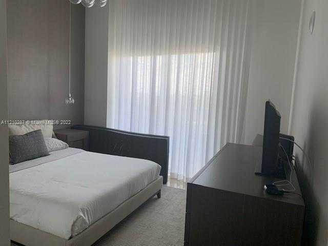 Small Image of 15811 COLLINS AVE #3305, Sunny Isles Beach Number 12