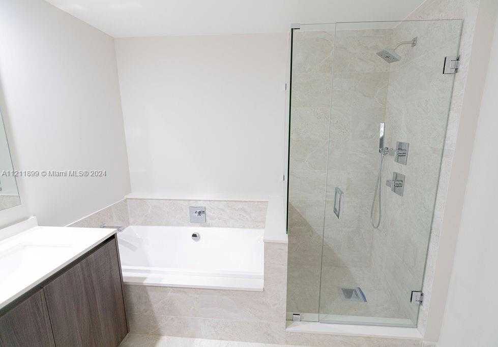 Small Image of 488 NORTH EAST 18TH ST #5012, Miami Number 44