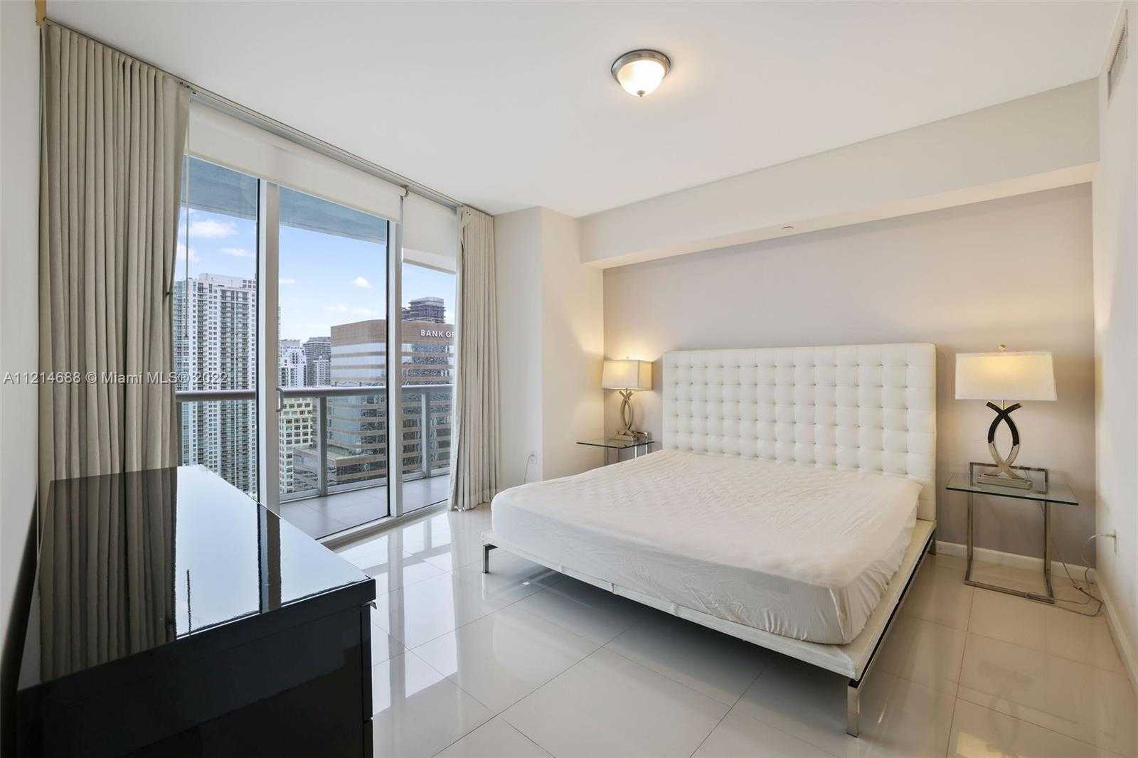 Small Image of 495 BRICKELL AVE #3903, Miami Number 18