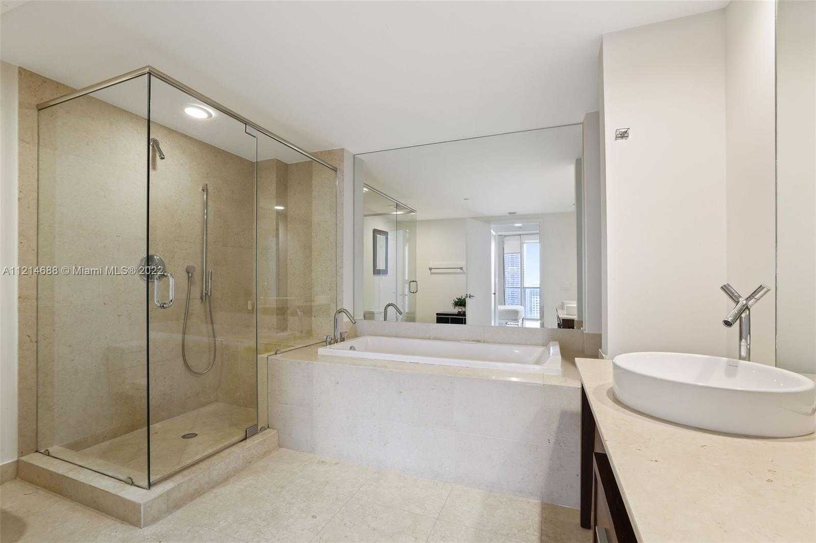 Small Image of 495 BRICKELL AVE #3903, Miami Number 22