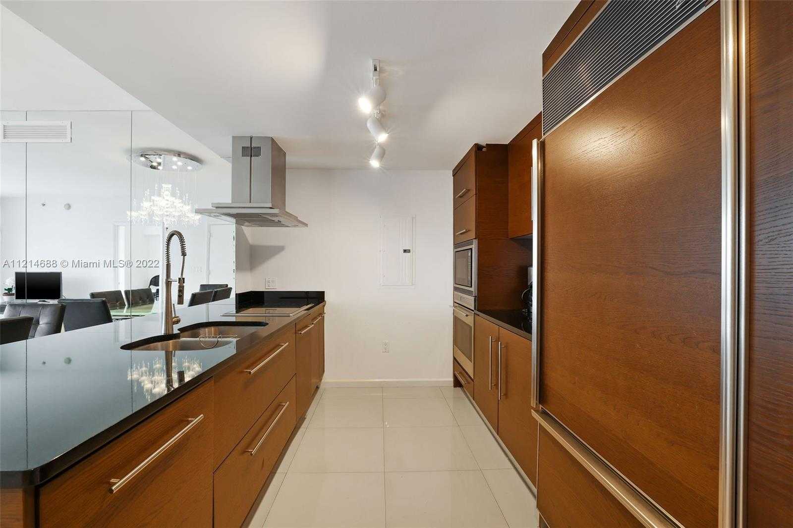 Small Image of 495 BRICKELL AVE #3903, Miami Number 3