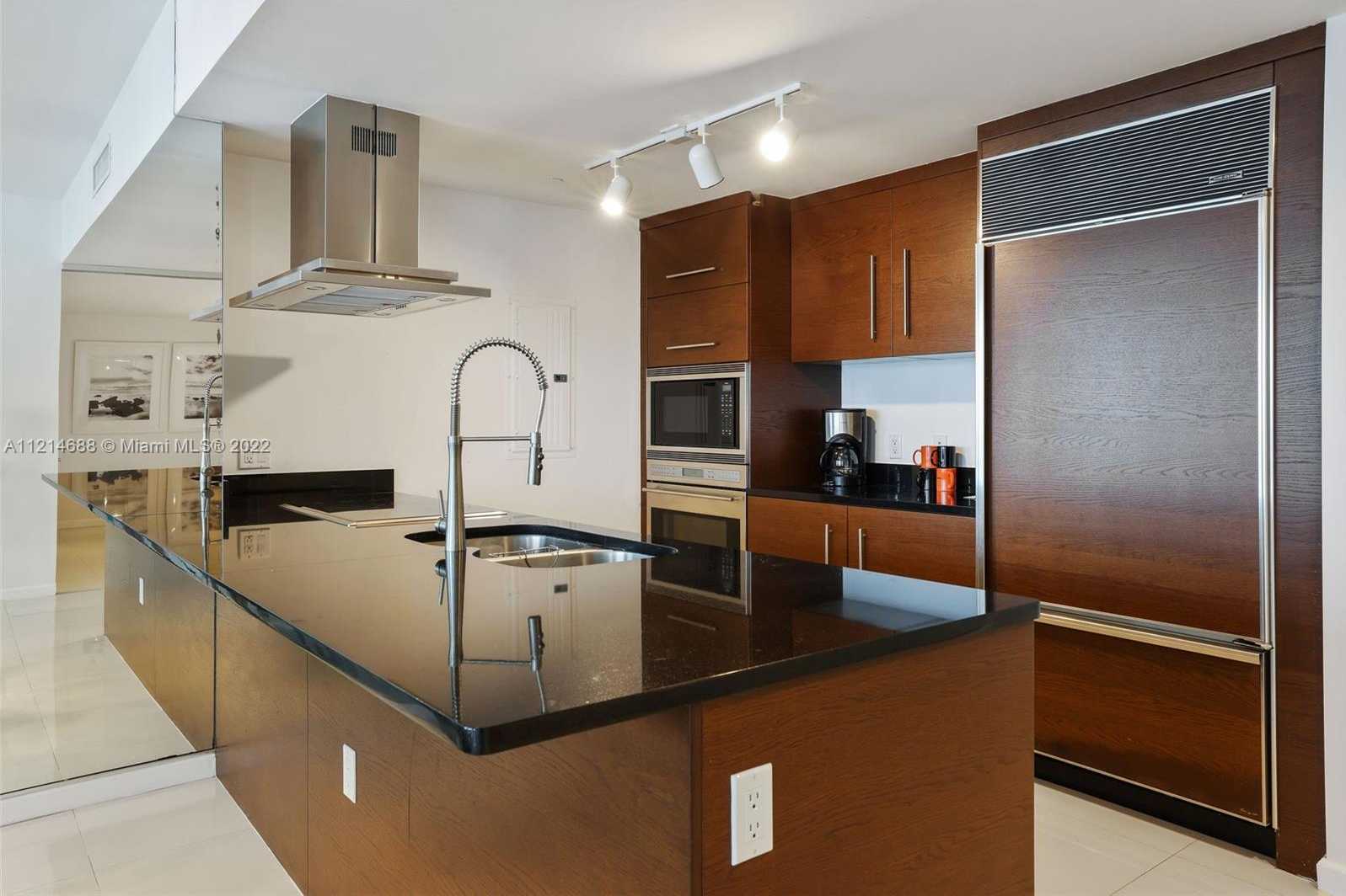 Small Image of 495 BRICKELL AVE #3903, Miami Number 5
