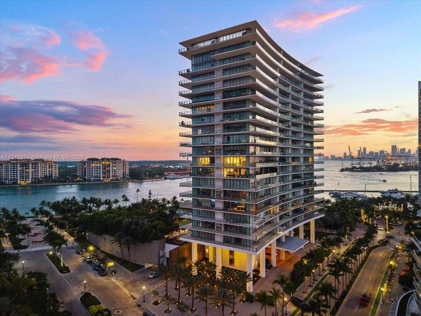 Small Image of 800 SOUTH POINTE DR #1204, Miami Beach Number 38