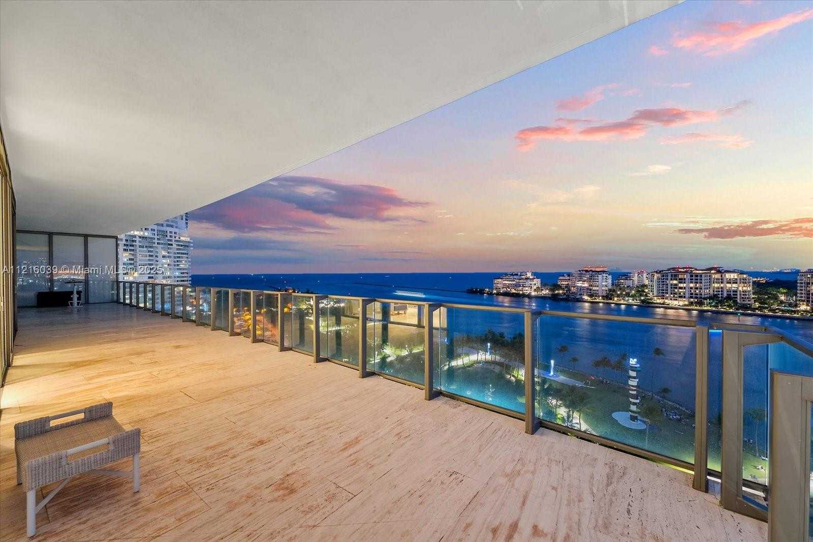 Small Image of 800 SOUTH POINTE DR #1204, Miami Beach Number 47