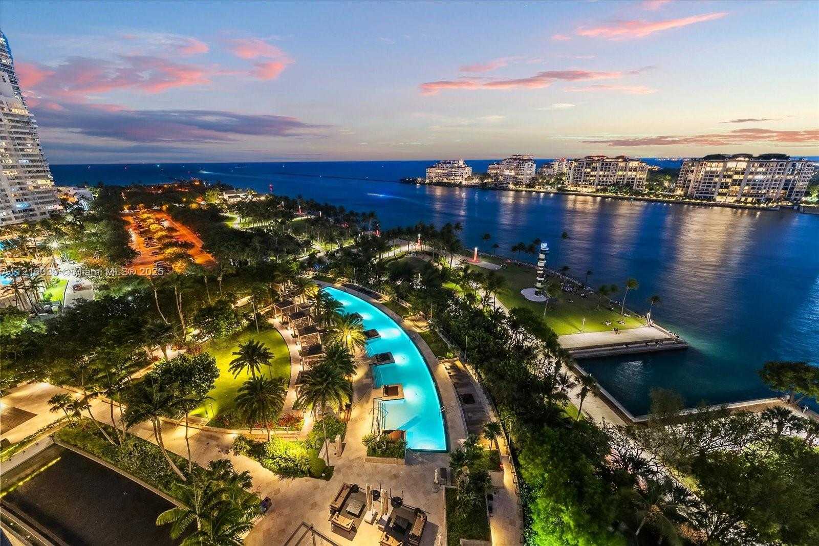 Small Image of 800 SOUTH POINTE DR #1204, Miami Beach Number 48
