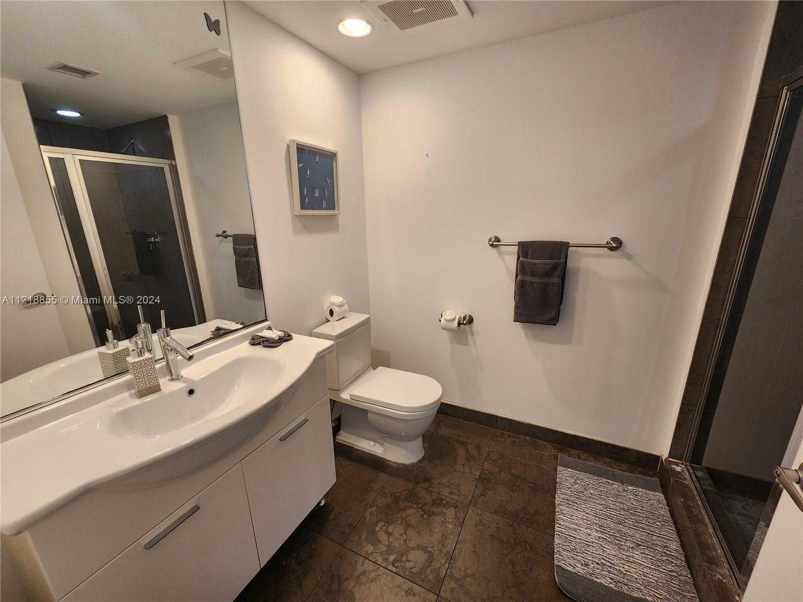 Small Image of 485 BRICKELL AVE #2504, Miami Number 14