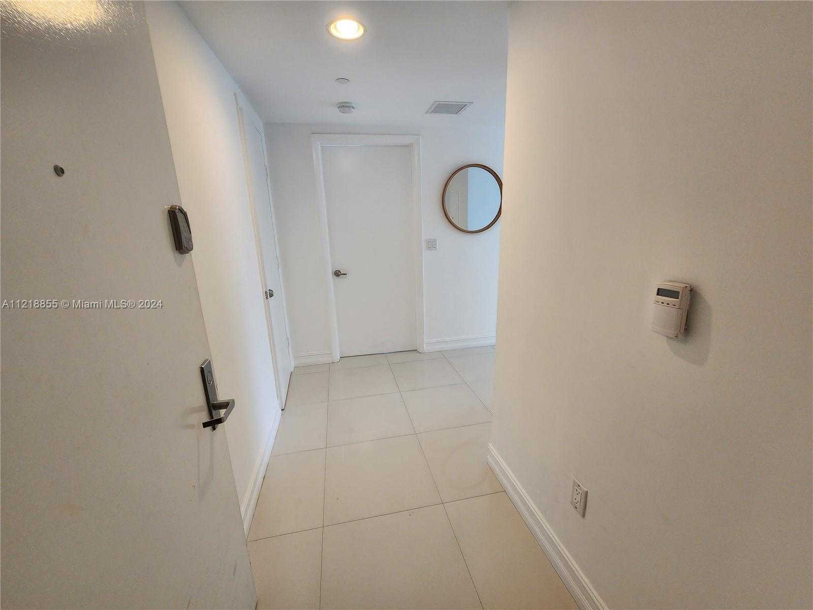 Small Image of 485 BRICKELL AVE #2504, Miami Number 19
