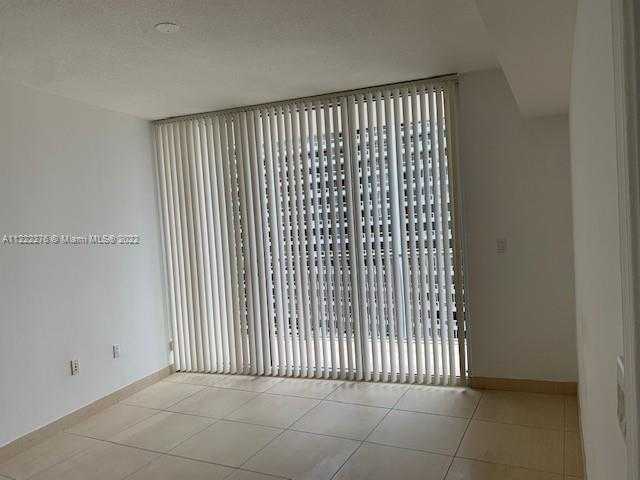 Small Image of 1750 NORTH BAYSHORE DR #2806, Miami Number 11