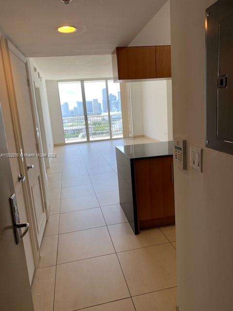 Small Image of 1750 NORTH BAYSHORE DR #2806, Miami Number 5
